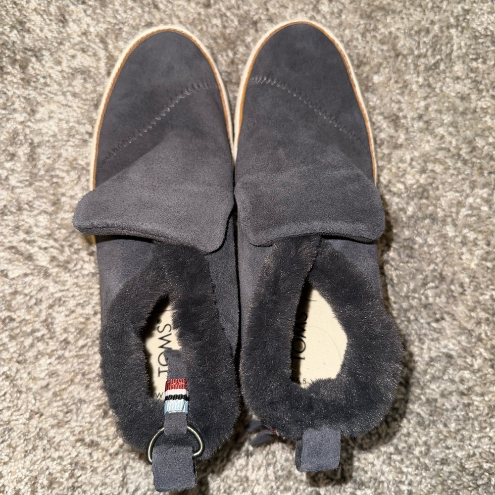 TOMS Charcoal Suede Fur-Lined Shoes